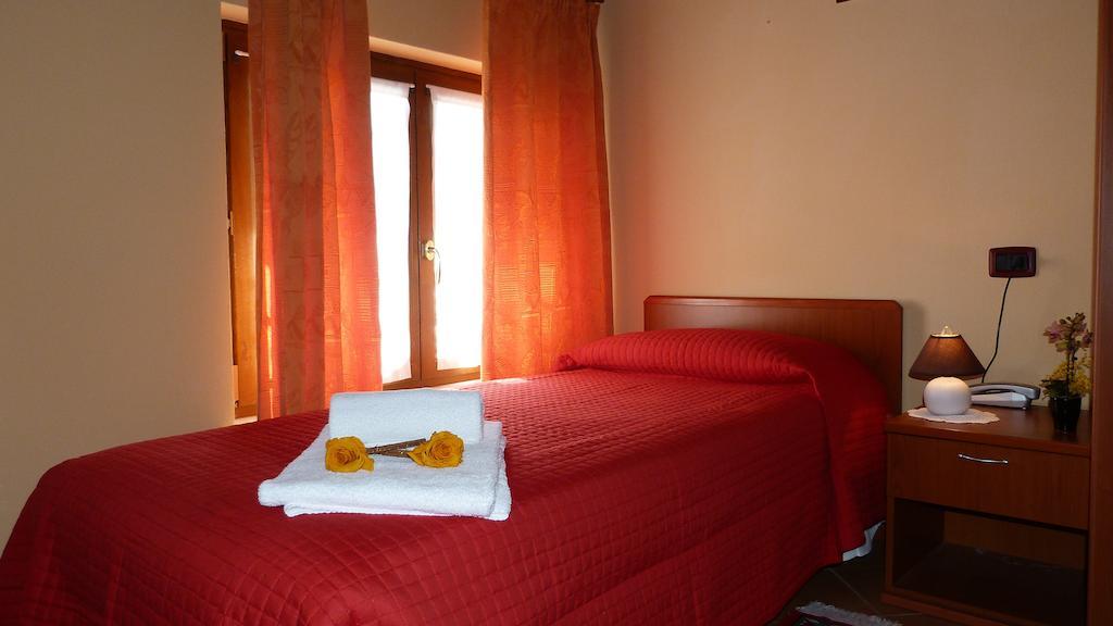 Agriturismo Ai Due Volti Дособуоно Стая снимка