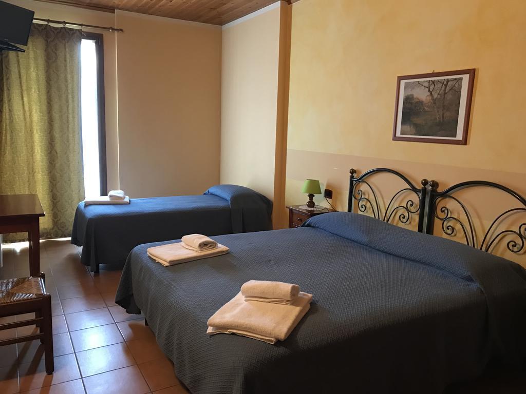 Agriturismo Ai Due Volti Дособуоно Екстериор снимка